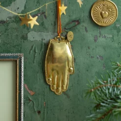 Décoration murale main