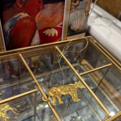 Alternative view of Pendentif Tigre