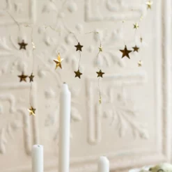 Guirlande de petites étoiles